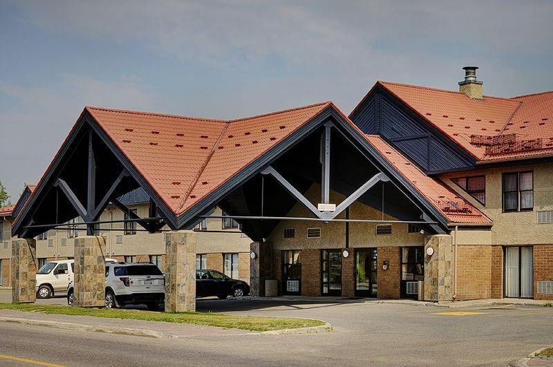 Thompson'S Best Value Inn & Suites 外观 照片
