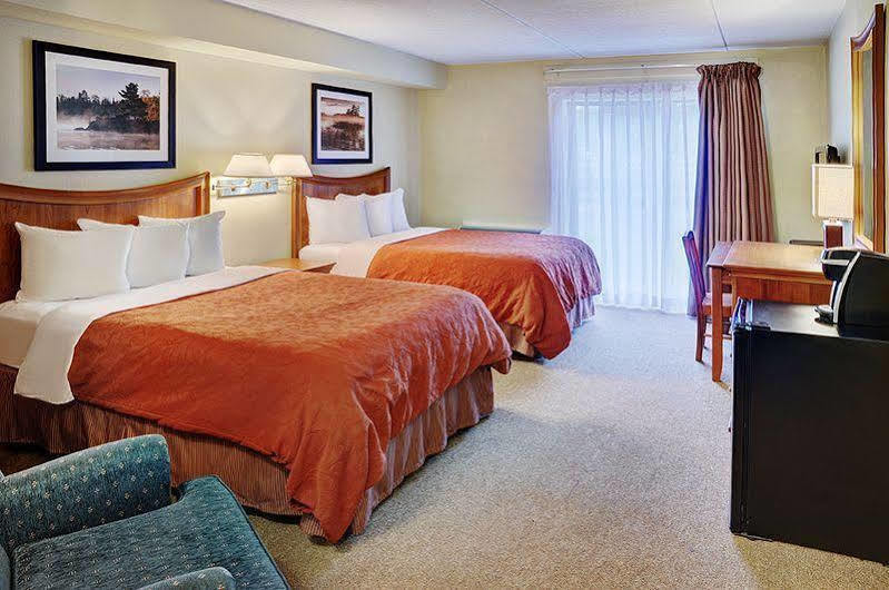 Thompson'S Best Value Inn & Suites 外观 照片