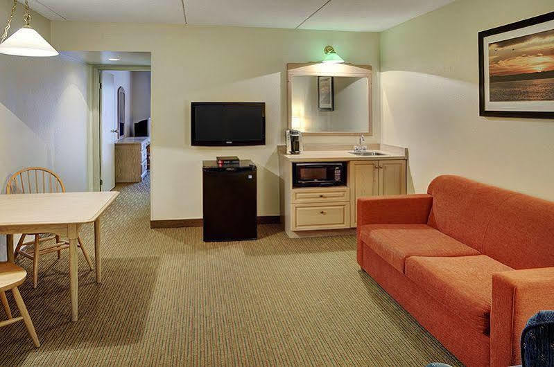Thompson'S Best Value Inn & Suites 外观 照片