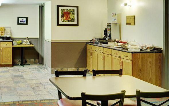 Thompson'S Best Value Inn & Suites 外观 照片