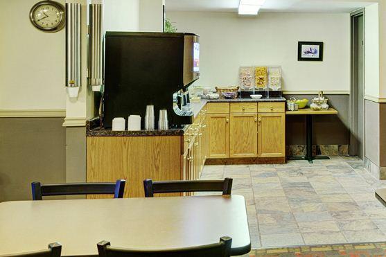 Thompson'S Best Value Inn & Suites 外观 照片