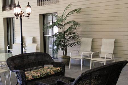 Thompson'S Best Value Inn & Suites 外观 照片